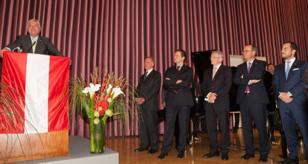 Ministerpräsident Volker Bouffier, Botschafter Dr. Ralph Scheide, Max Hollein, Bundeskanzler a.D. Wolfgang Schüssel, Honorarkonsul Dr. Stephan Hutter, Michael Ruiss