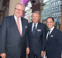 Staatsminister Dr. Thomas Schäfer, Landtagsabgeordneter Ulrich Caspar, Michael Ruiss